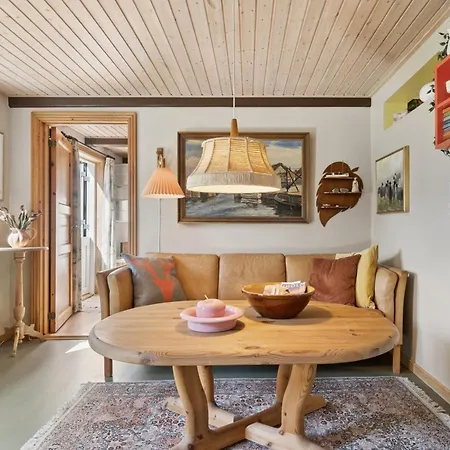 Villaer Renovated Townhouse In Old Tejn Bornholm