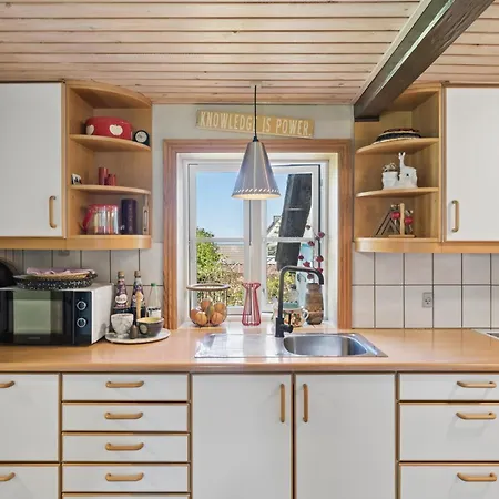 Renovated Townhouse In Old Tejn Bornholm *
