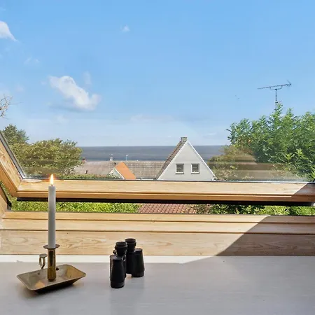 Renovated Townhouse In Old Tejn Bornholm 빌라
